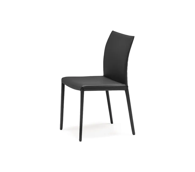 Krzesło NORMA COUTURE marki Cattelan Italia – pikowane oparcie